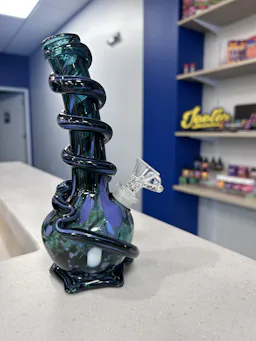 Mini Soft Glass Bong image (3/3)