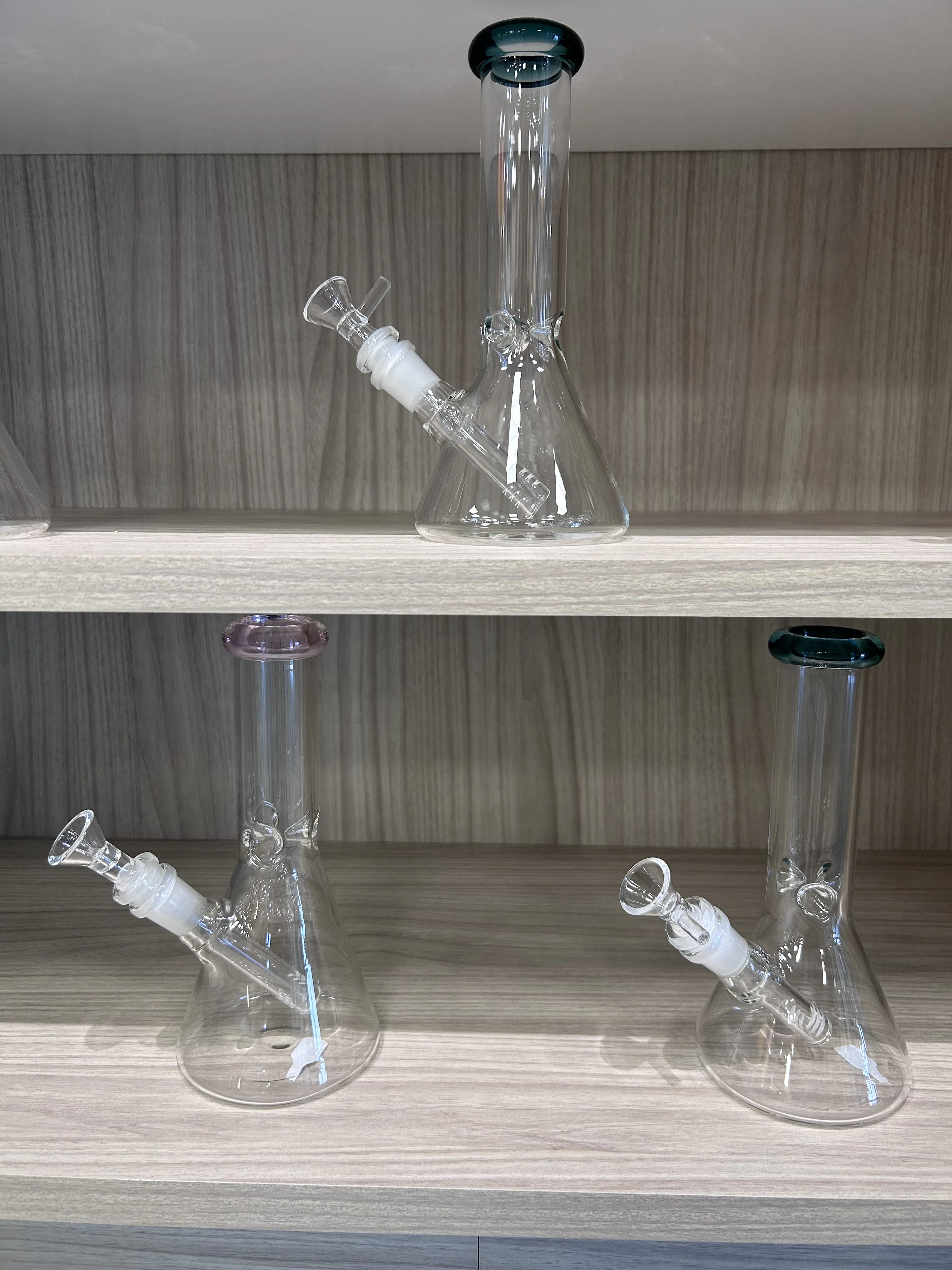 8 in Bong
