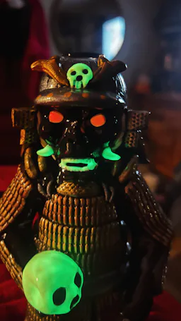 Samurai Skull Bong image (3/3)